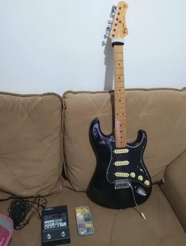 Guitarra Tagima Tg 530 + Pedaleira Digitech Element
