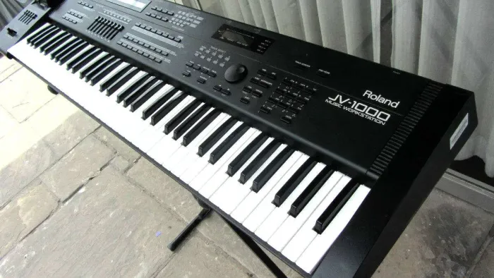 Teclado Musical Workstation Raridade Roland JV1000