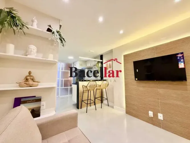 Studio : / Residencial / Centro