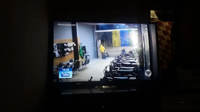 TV não é smart  mas tem conversor digital  e controle