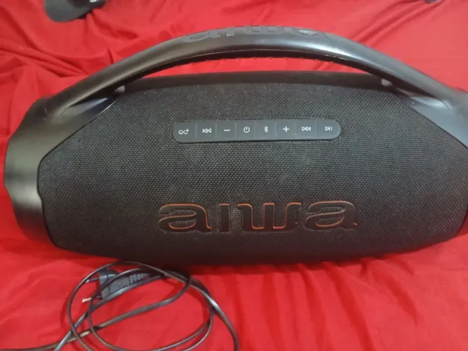 Caixa De Som Aiwa Boombox Plus Bbs-01-b 200w Bt 30h Ip66