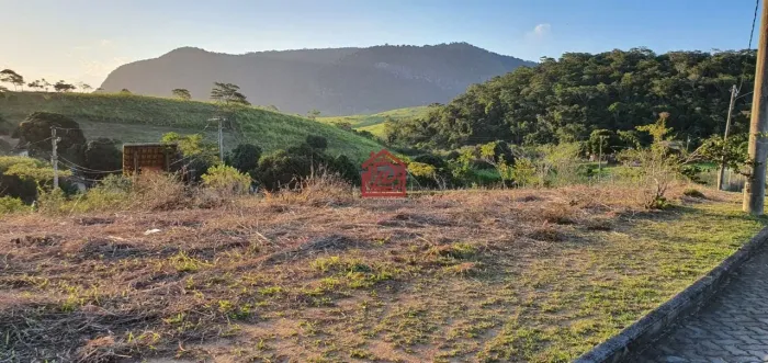 Terreno à Venda em Nova Cidade, Macaé por R$200.000