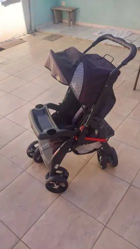 Carrinho de bebê $120 reais usado em boas condições de uso