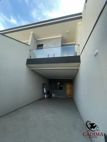 Casa com 03 quartos sendo uma suite na Vila Granada!