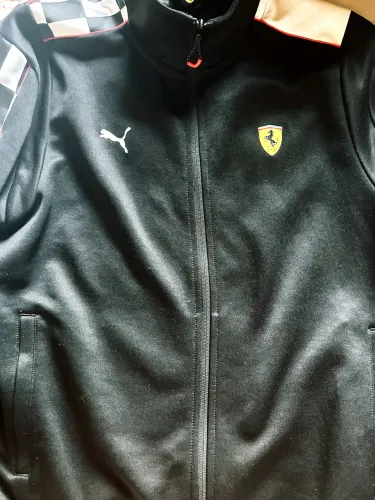 Jaqueta Ferrari