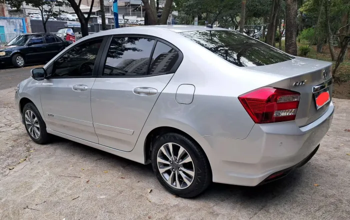Honda City Sedan LX 1.5 Flex 16V 4P Mec. 2013