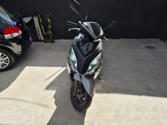 Honda Elite 2023 - 6.800 km
