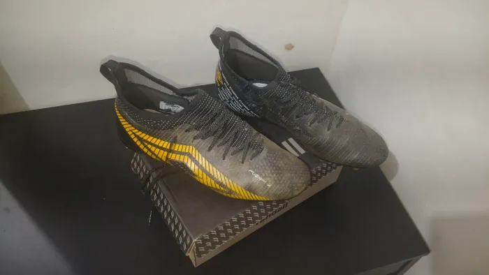 CHUTEIRA UMBRO DE CAMPO