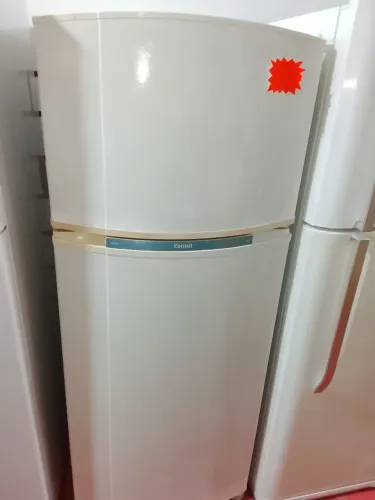 Geladeira semi nova em um preço que você só encontra aqui!