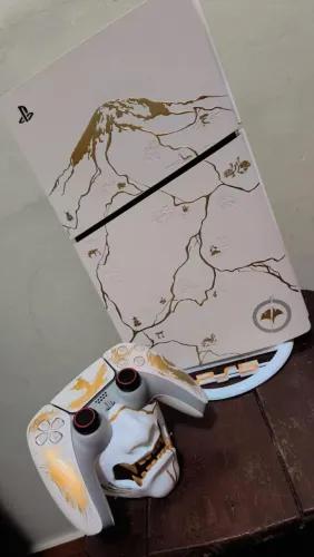 Suporte Controle + Suporte PS5 Vertical Ghost of Yotei