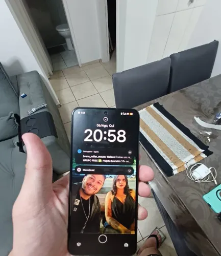 Xiaomi 13t pro com 2 capas e carregador
