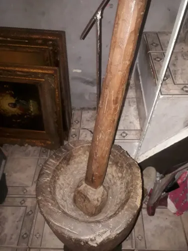 Pilão antigo