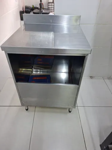 Armario inox p cozinha