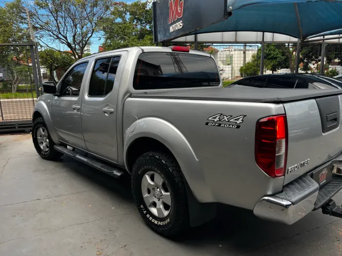 Nissan Frontier SEL CD 4X4 2.5 TB Diesel 2008