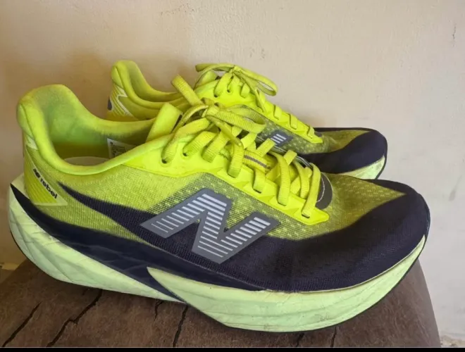 Tênis New Balance Rebel (original)