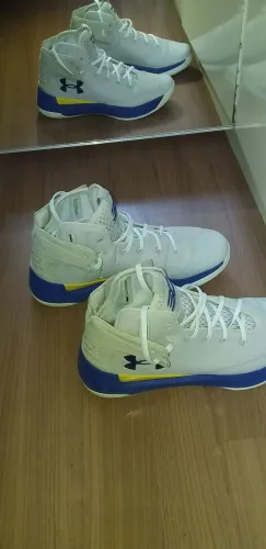 Tenis under armour 