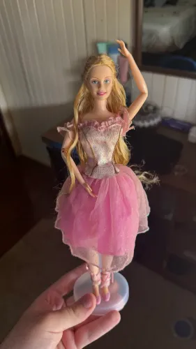 Barbie Clara quebra nozes 