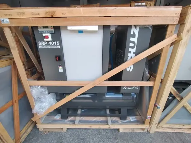Compressor de ar Parafuso Schulz SRP 4015 Lean TS 260Lts Com Pre Filtro e Secador Acoplado