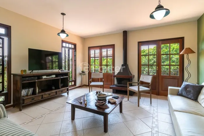 Casa em Condomínio à venda Rua João Baptista Villanova Artigas, Jardim Indaiá - Embu das A