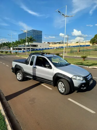 Fiat Strada Adventure 1.8/ 1.8 Locker Flex CE 2009