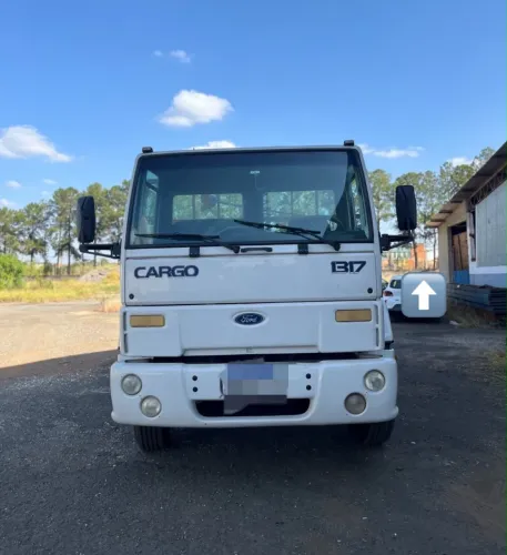 FORD CARGO 1317 E - 2006