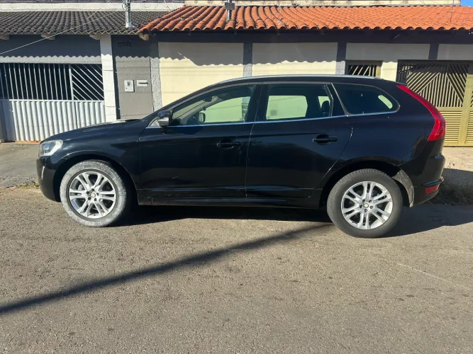 Volvo XC 60 T-5 Momentum 2.0 245cv FWD 5P 2016