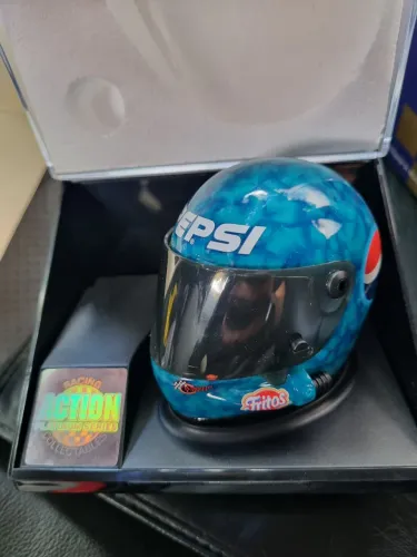 Miniatura Capacete Nascar Jeff Gordon Pepsi Marca Action Com Case de Acrílico 