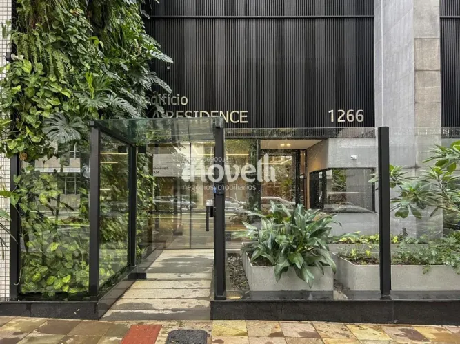 Apartamento à venda em Maringá, Zona 01, com 3 suítes, com 194.26 m², Lá Residence