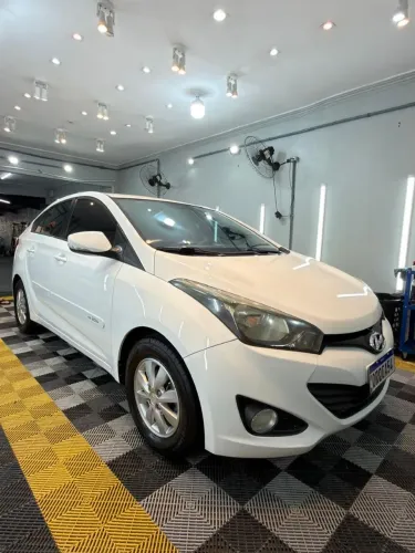 Hyundai HB20S C.style/c.plus1.6 Flex 16V Aut. 4P 2014