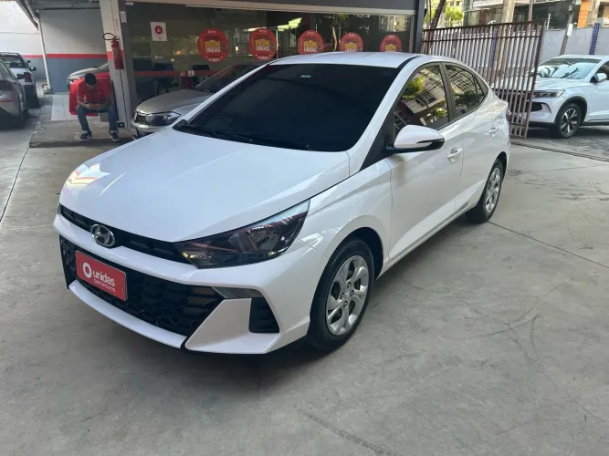 Hyundai HB20S Comfort Plus 1.0 Flex 12V Mec. 2024