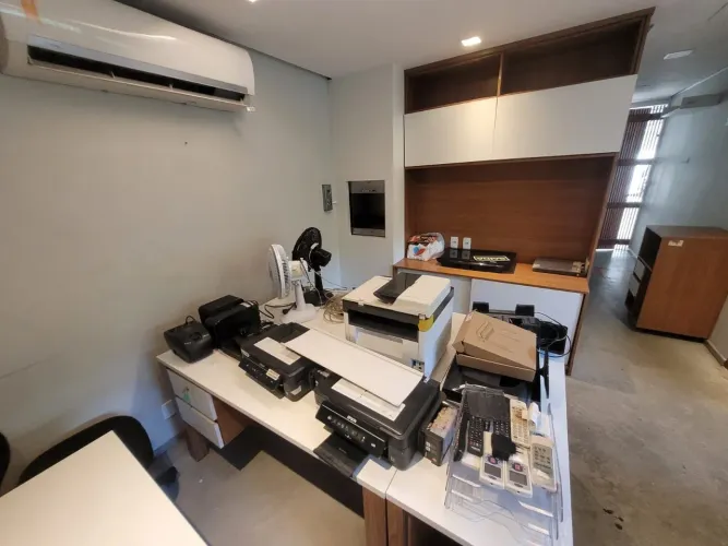 Ponto Comercial.moniliado. Av. Constantino Nery.