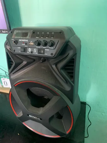 Vendo Caixa Mondial 250W