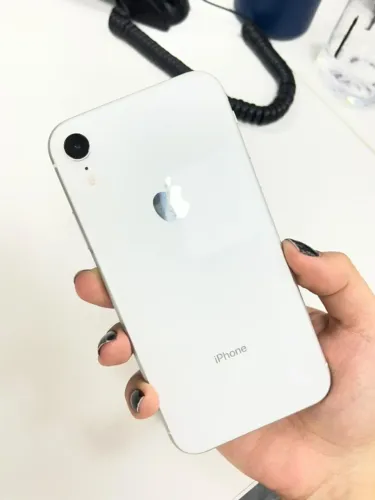 iPhone XR 64 GB