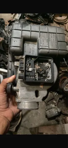 Sensor de fluxo de ar GM Omega