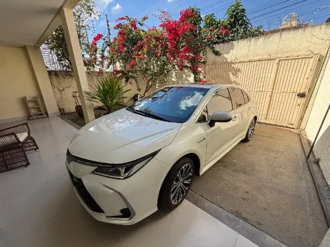 Toyota Corolla Altis Prem. Hybrid 1.8 Flex AUT 2021