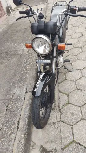 Vendo moto YBR