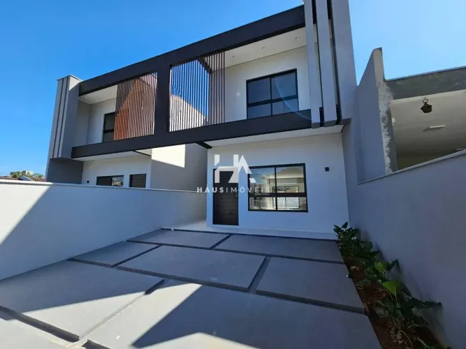 Casa residencial à venda no bairro Amizade com 136 m² e 3 dormitórios/quartos.