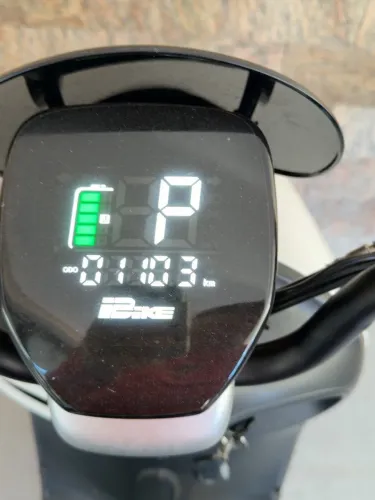 Scooter Elétrica Moto Chefe MIA 1000W - 1.103 km - 2024 - Excelente Estado