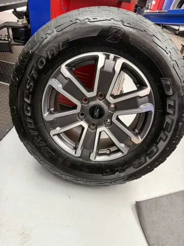 Pneu 255/70 R17 