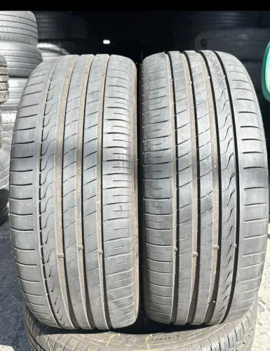 2 Pneus 225/40r19 Minerva semi novos
