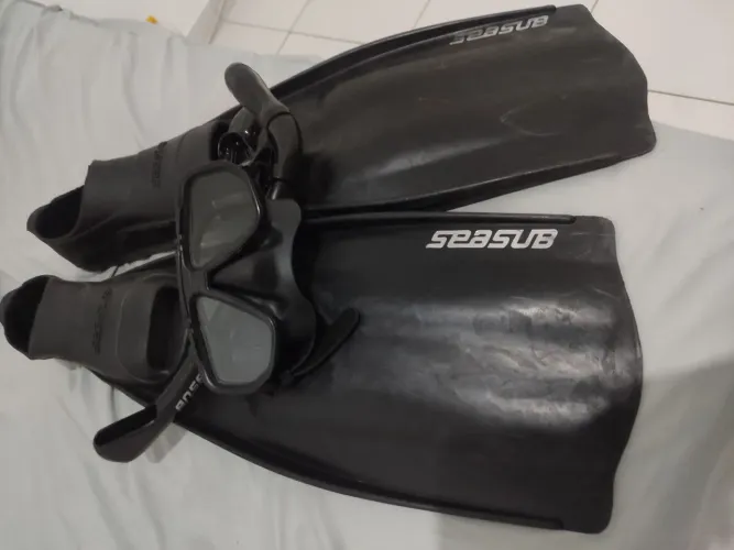 Kit Mergulho Completo Máscara Snorkel Nadadeira Pé De Pato Seasub 41 a 43