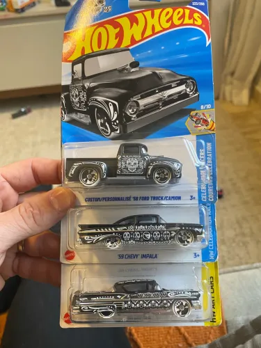 Trio de hot wheels 