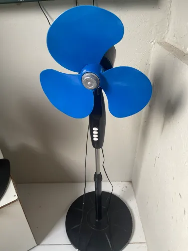 Ventilador de pé 