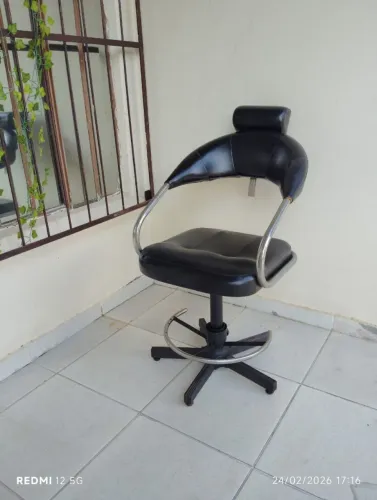 Cadeira de cabeleireiro/barbeiro 