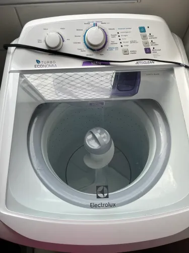 Máquina de Lavar 10,5 kg