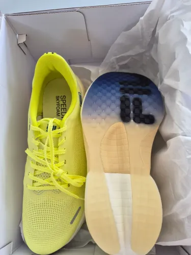 Tênis fila speedrocker skyfoam feminino amarelo tamanho 38