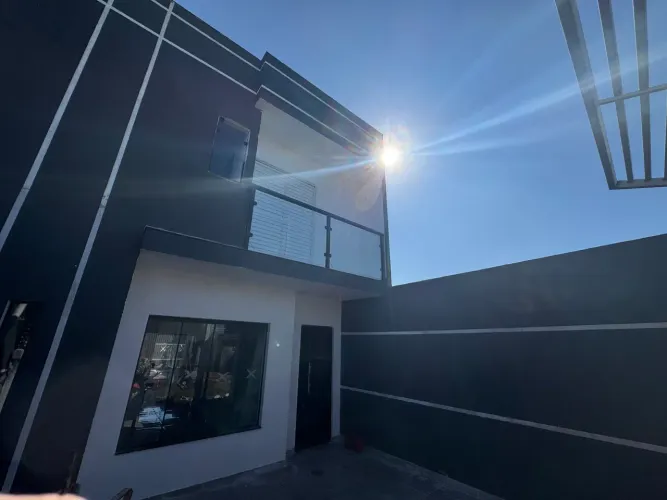 Casa com Piscina /4 Quartos /Venda ou Temporada / Próxima à Fernão Dia