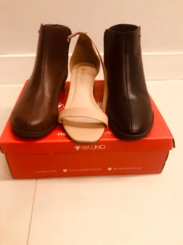 Bota, sandália VIA UNO