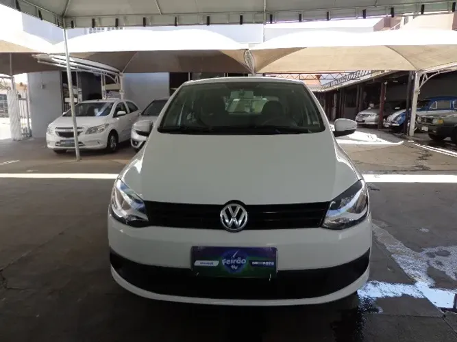 Volkswagen Fox 1.0 MI Total Flex 8V 5P 2013