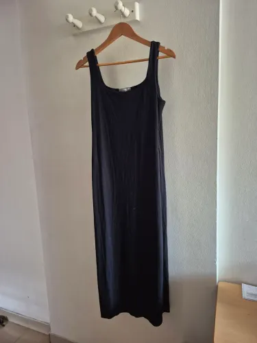 Vestido preto longo em malha G